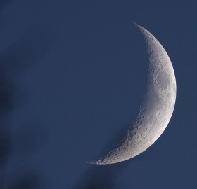 Moon in late afternoon