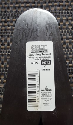 Cement trowel